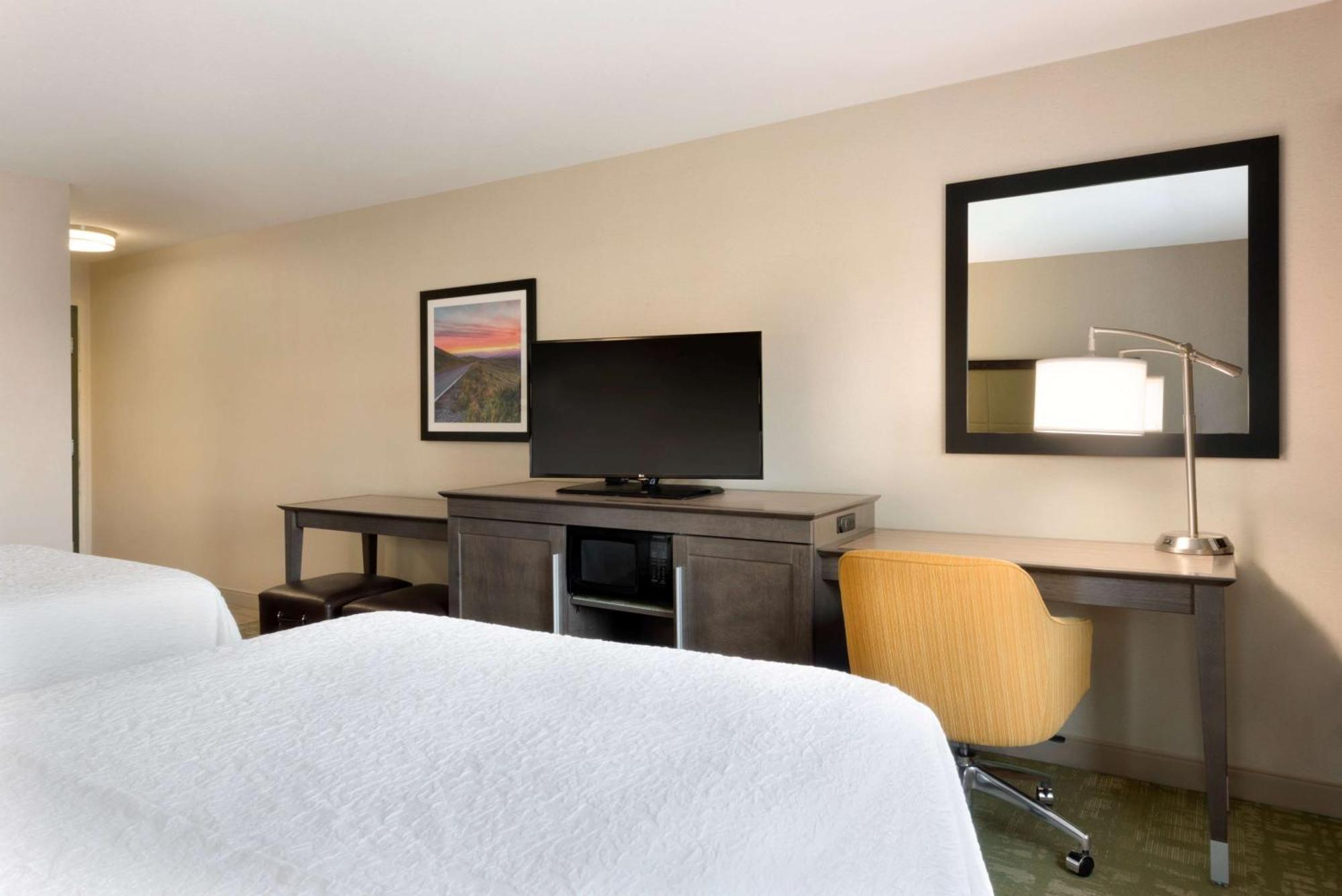 Hampton Inn Gillette Bagian luar foto